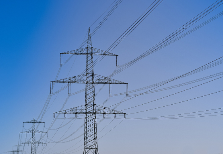 Lietuvoje didmeninės elektros kaina liepą buvo 25 proc. mažesnė nei vidutiniškai ES šalyse, Baltijos jūros regione – pigiausia ES elektra