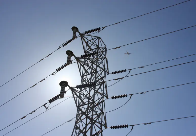 Elektros fiksuotos kainos planų vidutiniai tarifai sumažėjo