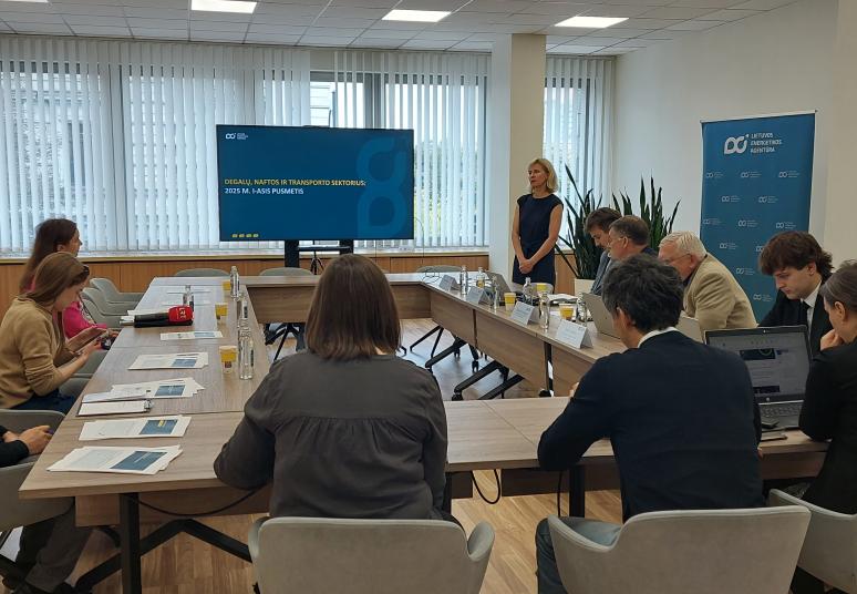Degalų kainos šią vasarą mažesnės nei pernai, o vartojimas grįžta prie pernai tuo pačiu metu buvusio lygio