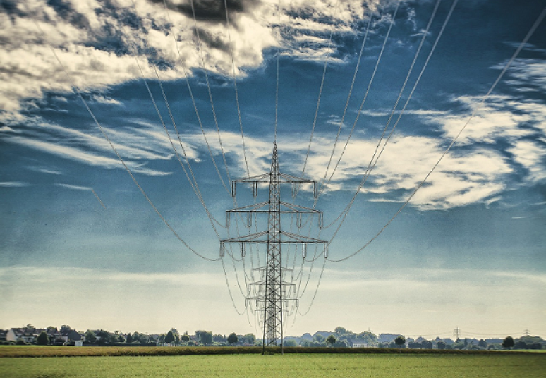 Didmeninė elektros energijos kaina smuko, bet fiksuotos elektros kainos planų vidutiniai tarifai nemažėjo