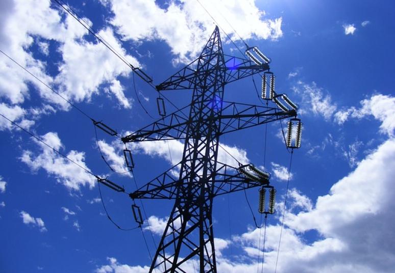 Nepriklausomų elektros tiekėjų siūlomų planų kainos nuo metų pradžios sumažėjo 20–34 procentus