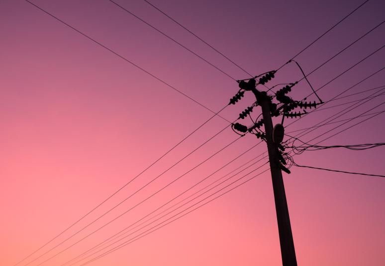 Nepriklausomų elektros energijos tiekėjų siūlomų planų tarifai padidėjo nežymiai, nors elektra biržoje brango