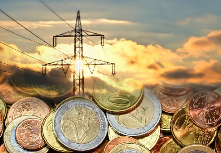 Spalį elektros kaina biržoje buvo ketvirtadaliu mažesnė už rugsėjo mėnesio kainą