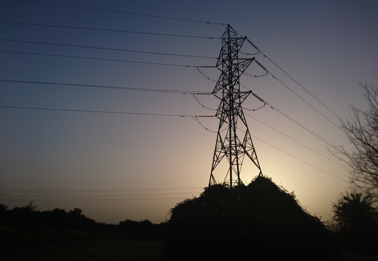 Nepriklausomų elektros energijos tiekėjų siūlomų fiksuotų planų kainos toliau mažinamos