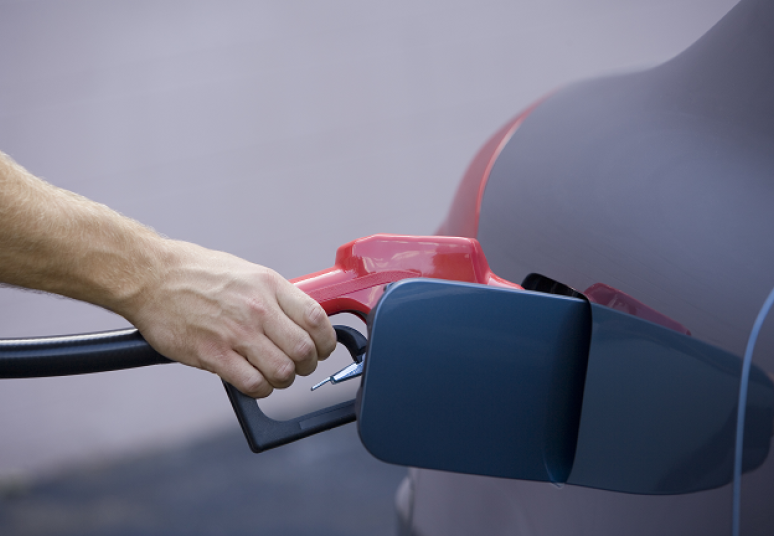 Vidutinės degalų kainos sumažėjo