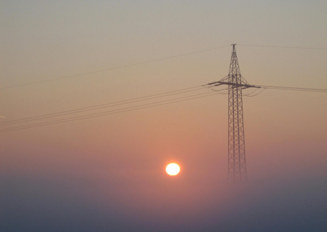 Nedidelis vėjas ir importo ribojimas dėl jungties remonto lėmė didesnes elektros kainas