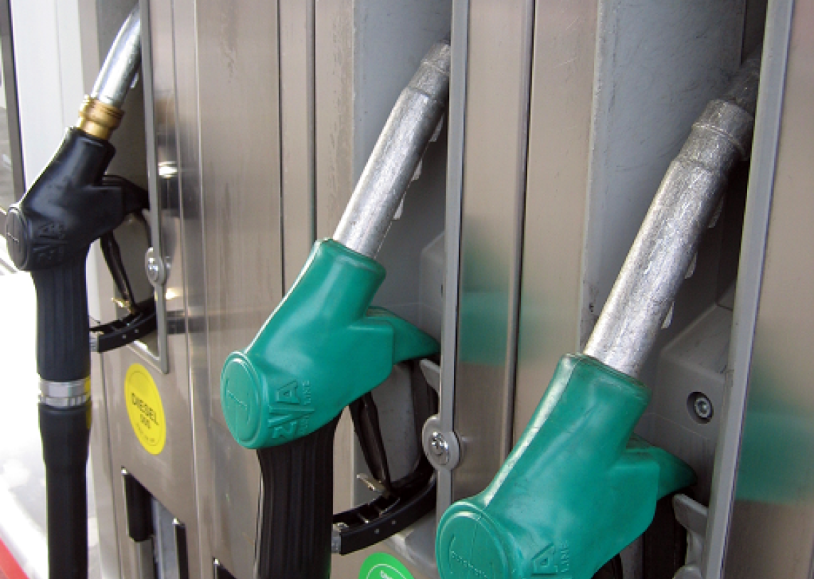 Už vartotojams skelbiamų degalų kainų tikslumą atsakingos degalinės