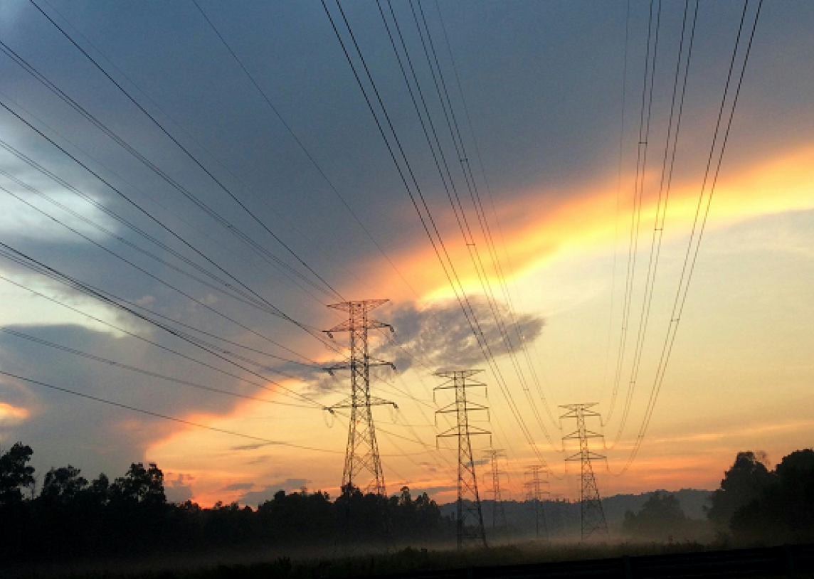 Fiksuotos elektros kainos planų tarifus didino vienas nepriklausomas tiekėjas