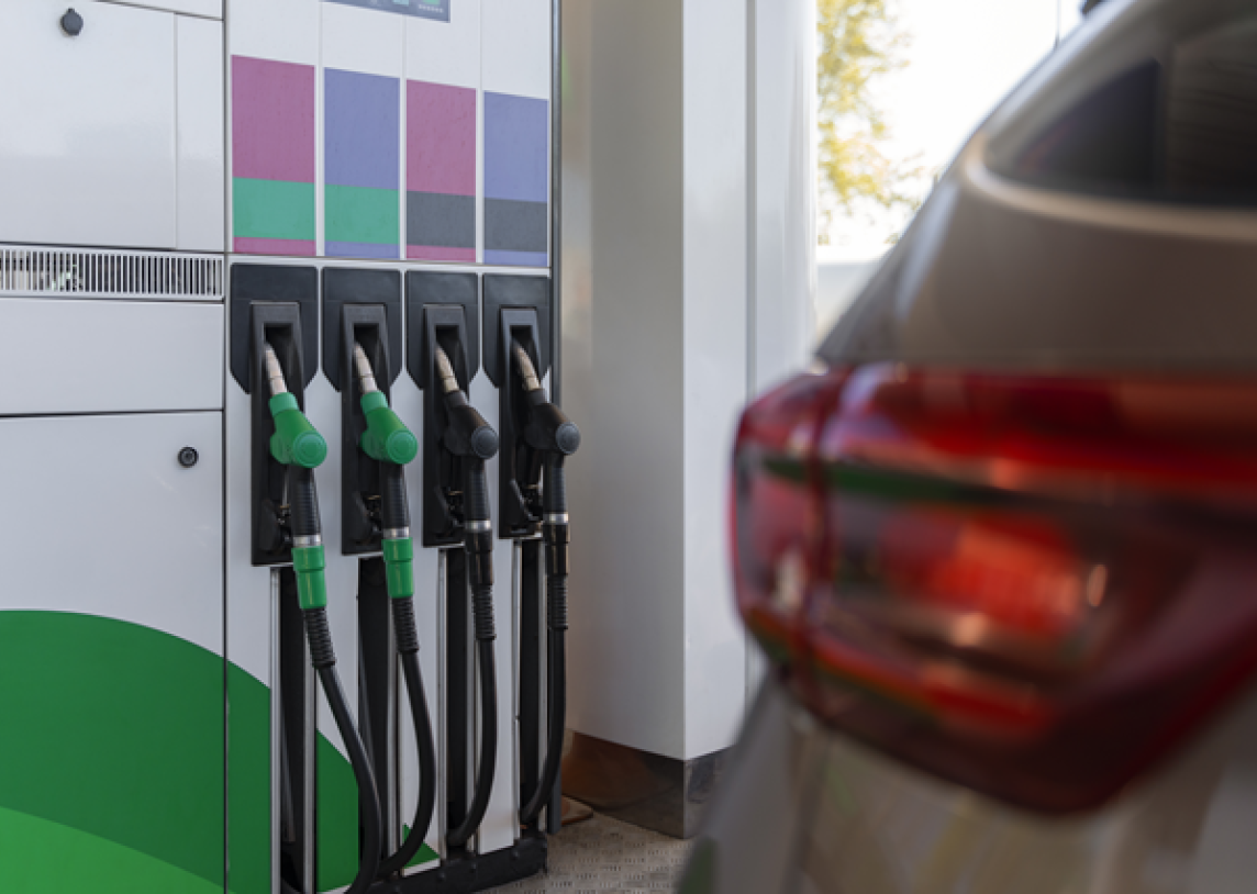 Antradienio rytą benzino ir dyzelino vidutinės kainos padidėjo