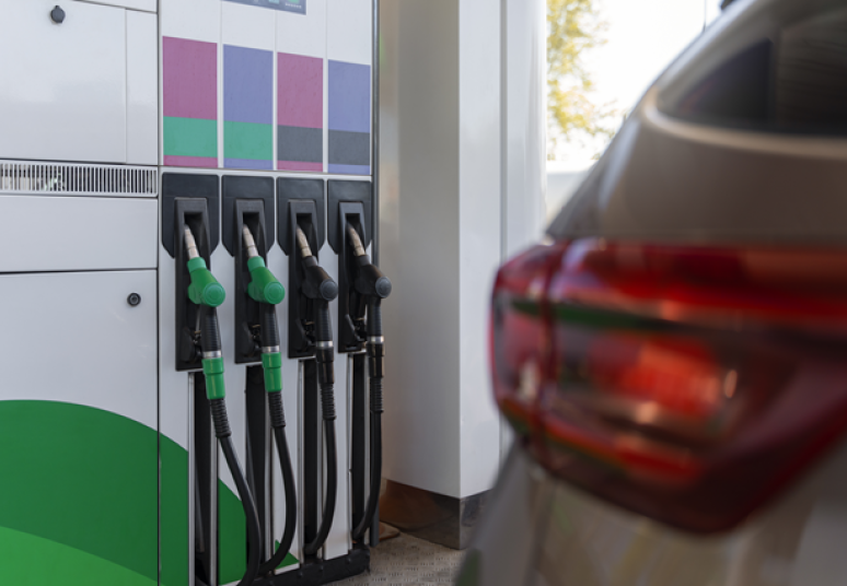 Antradienio rytą benzino ir dyzelino vidutinės kainos padidėjo
