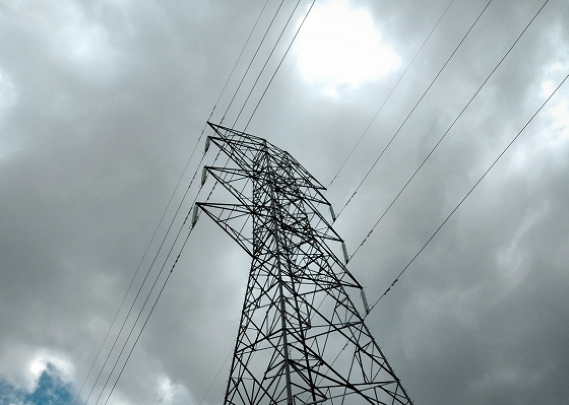 Fiksuotos elektros kainos planų tarifus didino vienas tiekėjas