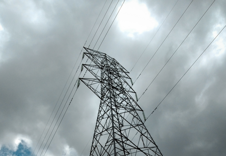 Fiksuotos elektros kainos planų tarifus didino vienas tiekėjas