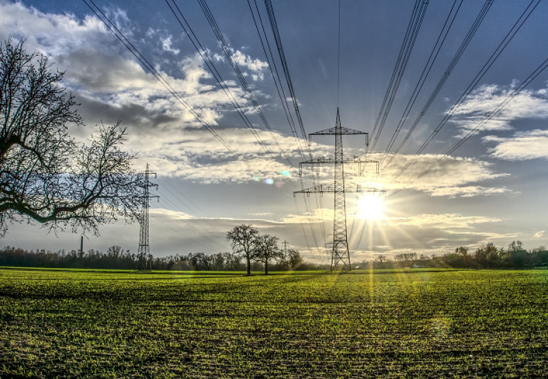 Fiksuotos elektros kainos planų vidutiniai tarifai sumažėjo