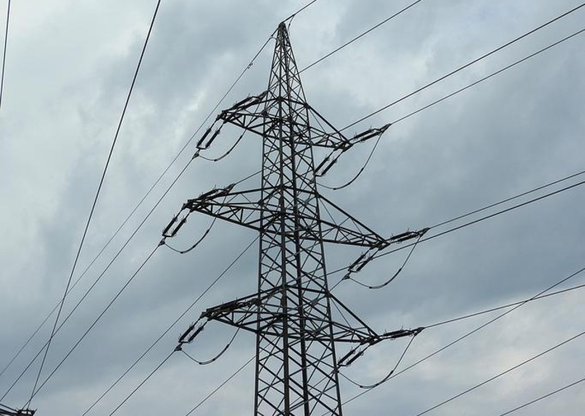 Nepriklausomų elektros tiekėjų pasiūlymų kainos vėl sumažėjo