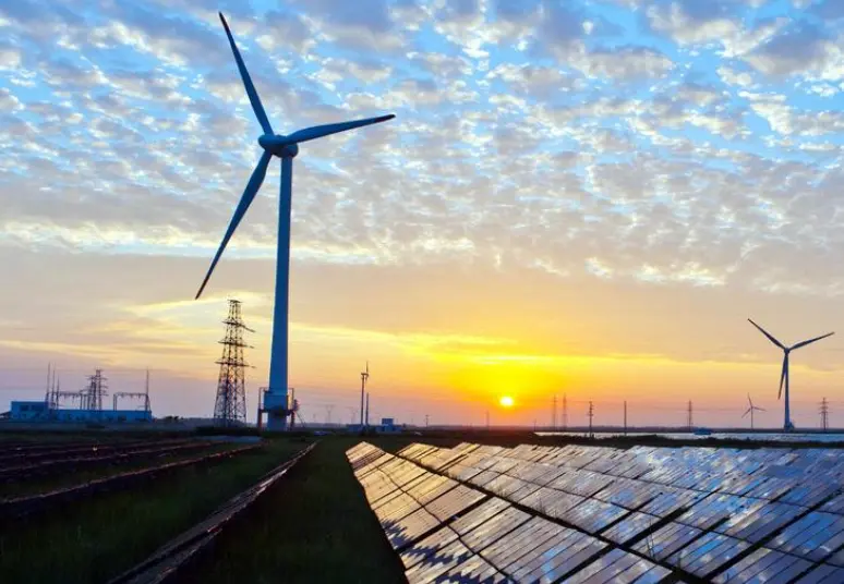 Saulės ir vėjo elektrinės šiemet rugsėjį pagamino 74 proc. daugiau elektros energijos nei pernai rugsėjį