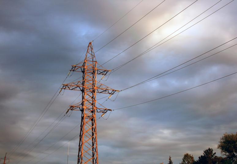 Nepriklausomų elektros energijos tiekėjų siūlomų planų kainos pakito nežymiai