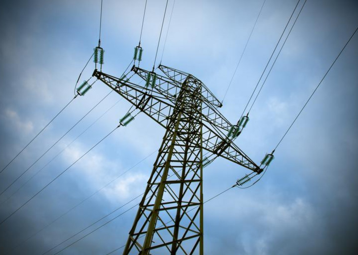 Fiksuotų elektros tiekimo planų tarifai toliau mažinami 