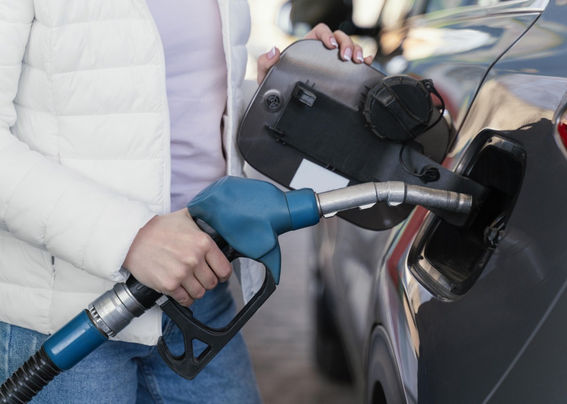 Skirtumas tarp dyzelino ir benzino kainų didėja